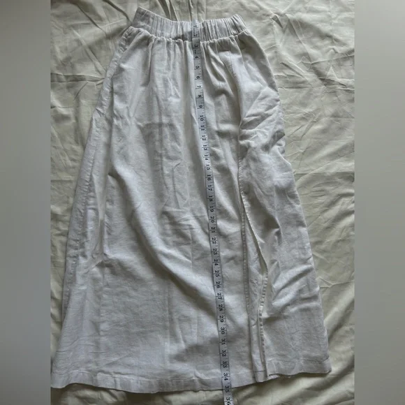 Abercrombie & Fitch White Maxi Skirt - Picture 2 of 4